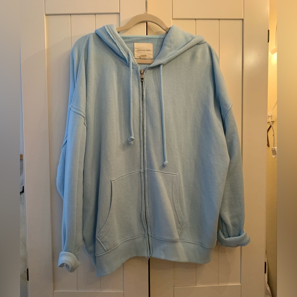 American Eagle sweatshirt